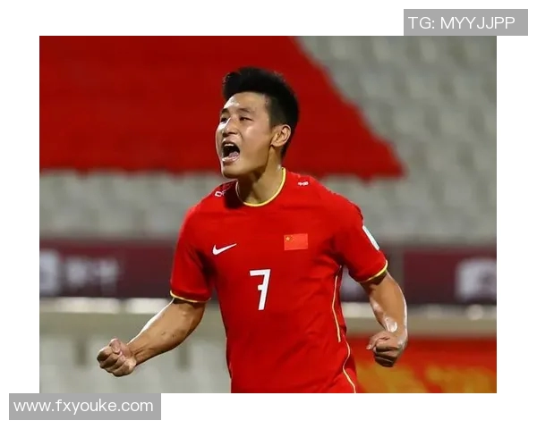 武磊精彩突破传中助力球队进攻展现个人技术与团队配合的完美结合