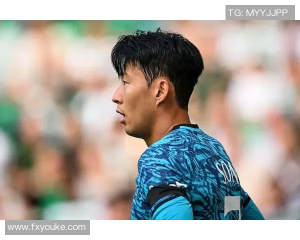 孙兴慜在关键时刻绝杀对手展现超级球星风范引发球迷热烈欢呼