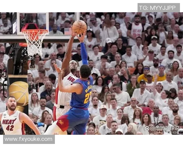 尼克斯大将巴特勒受伤,球队危机四伏 尼克斯大将巴特勒受伤,球队危机四伏